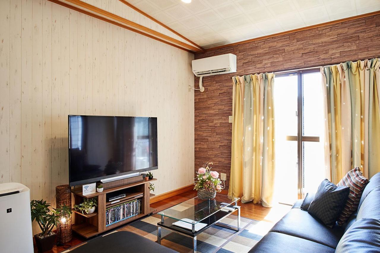 Terrace House Tsubokawa Villa Naha Exterior photo